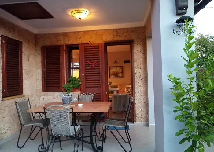 Apartman Nikolija 1 *